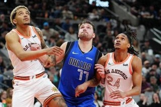 马刺队归属解析：圣安东尼奥NBA球队的历史与荣耀征程