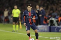 巴黎3-2险胜里昂延续不败神话 阿什拉夫双响领跑法甲