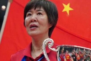 郎平最青睐的队员揭秘-中国女排中的独特情结与选择标准