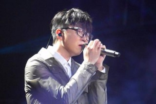周杰伦VS毛不易：华语乐坛成就与潜力的巅峰对话