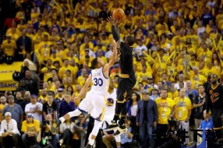 欧文运球实力解析：过人艺术如何定义NBA控卫新标杆