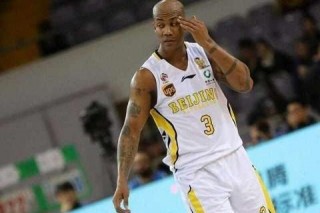 斯蒂芬·马布里真实水平解析：从NBA全明星到CBA传奇的蜕变