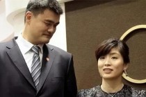 姚明妻子叶莉身高揭秘：1米9女篮名将如何成就体坛佳话