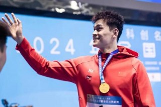 孙杨198cm身高与92kg体重的冠军体魄解析