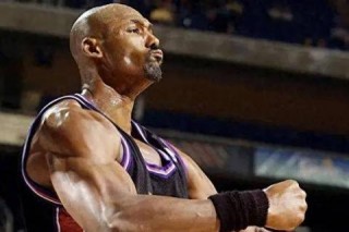NBA光头阵容统治力：五大传奇球星联手铸就冠军王朝