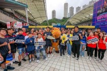 香港国际七人榄球赛启德揭幕_三天迎14万球迷创新纪录