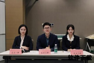 正义天平下的交锋与真相还原——直击法庭辩论核心现场